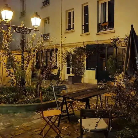Apartmán Calm With Inner Yard 900m To Galerie Lafayette N9-3 *